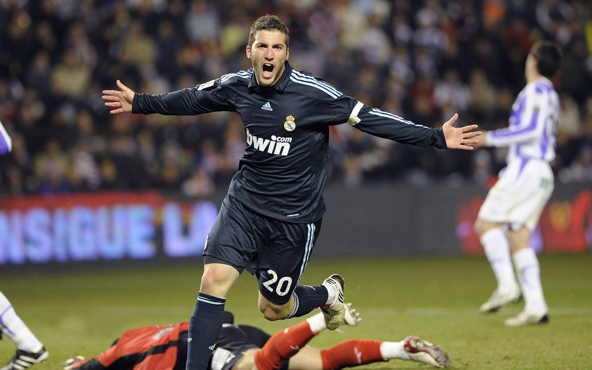 足球青训项目加入领导力发展课程，如何进入足球青训体系