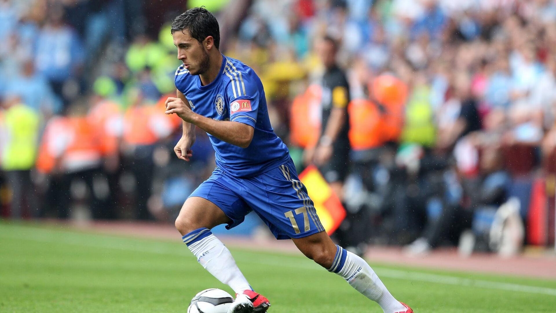 安东·李恩:他的传球精准无误,是全黑队进攻中不可缺少的一环